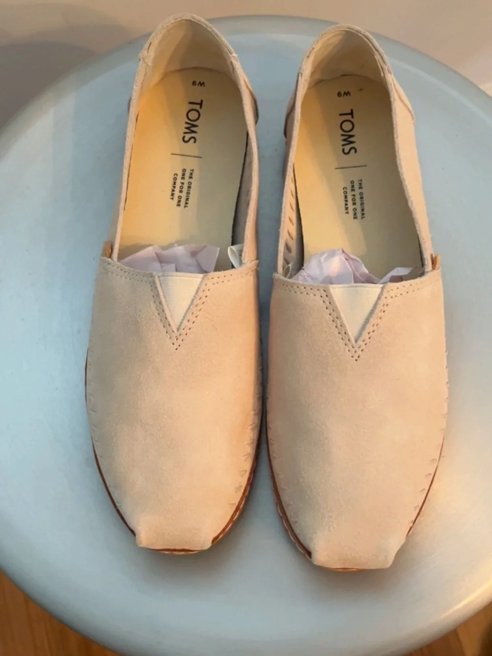 TOMS Women’s W9 Beige Suede Alpargata Slip-On Flats New Without Box